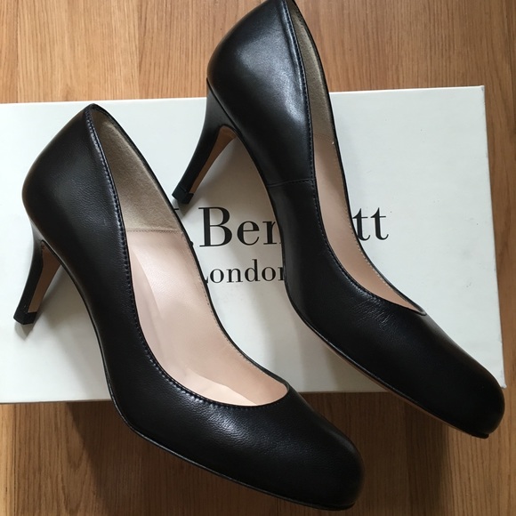 L.K. Bennett Sabira black leather pump - Picture 3 of 5